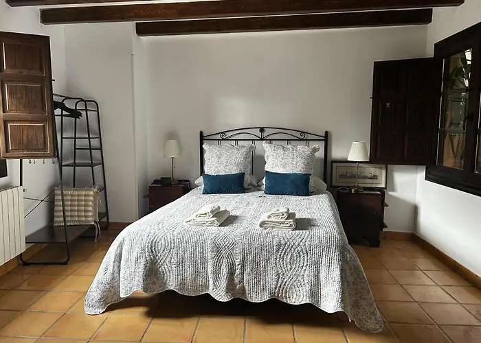 Casona Arquillo Del Judio *