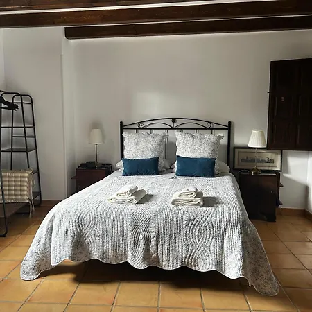 Casona Arquillo Del Judio *